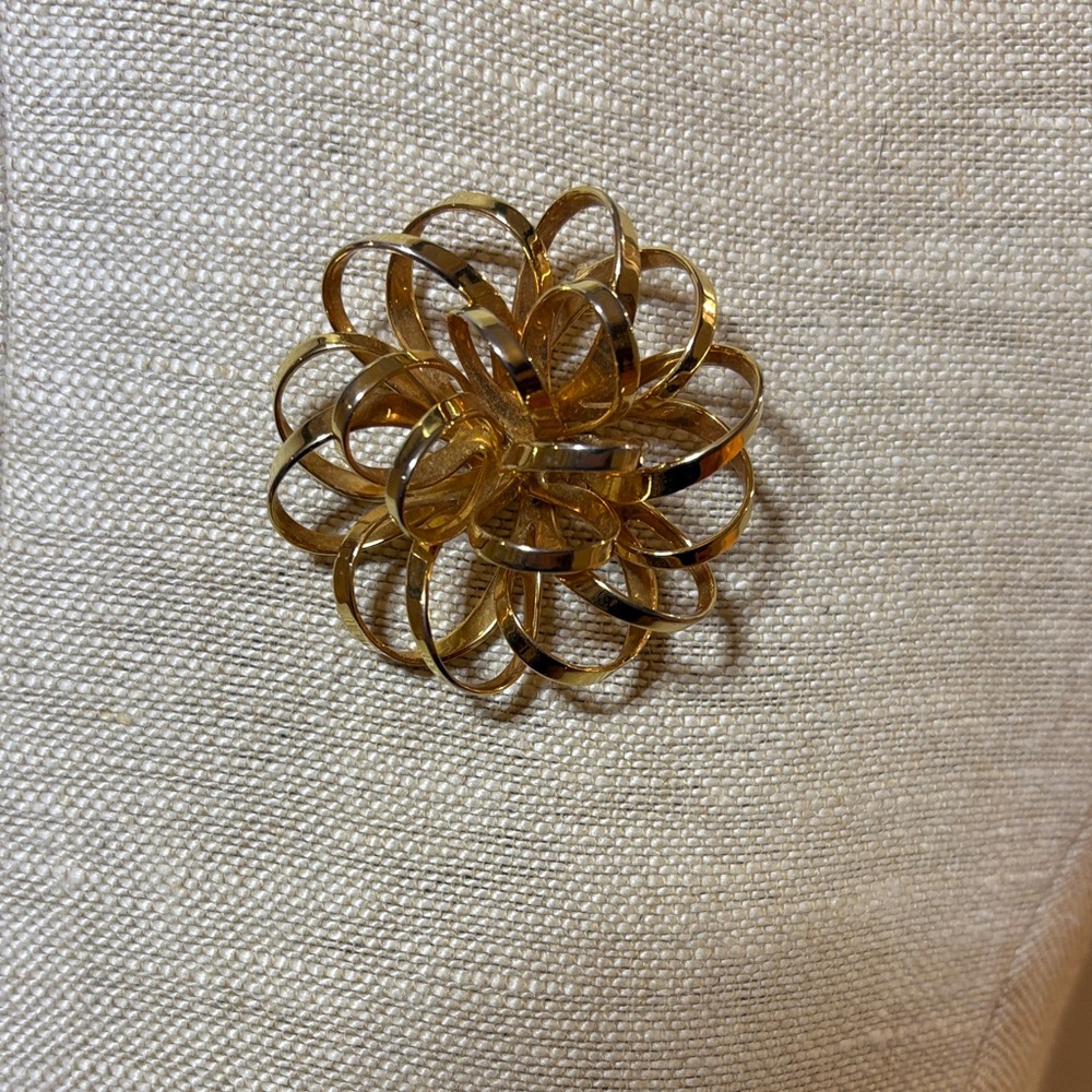 Mid-Century Gold Plated 3D Abstract Flower Brooch